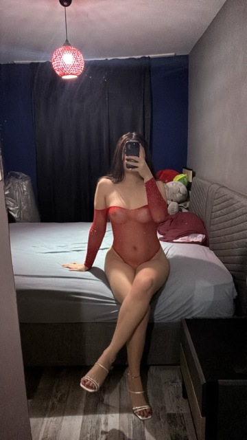 Escort Esin